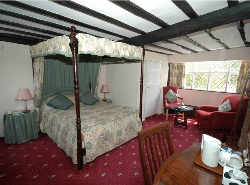The Brickwall 3* Sedlescombe